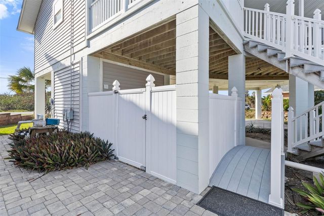 7 MAHOE DRIVE S, Palm Coast, FL 32137