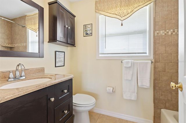 7 MAHOE DRIVE S, Palm Coast, FL 32137