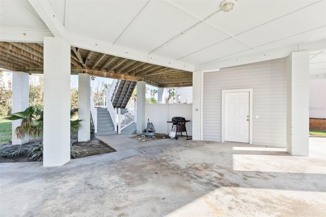 7 MAHOE DRIVE S, Palm Coast, FL 32137