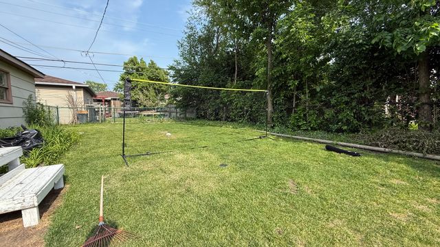8507 N Olcott Avenue, Niles, IL 60714
