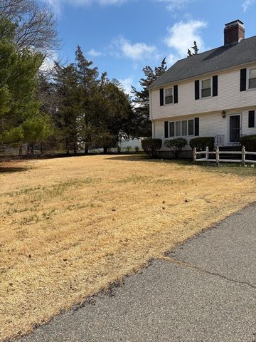 726 Blue Hill Ave, Milton, MA 02186