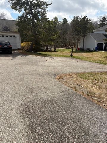 726 Blue Hill Ave, Milton, MA 02186