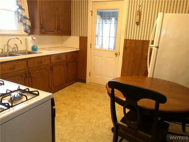 3600 Transit Road, Orchard Park, NY 14127