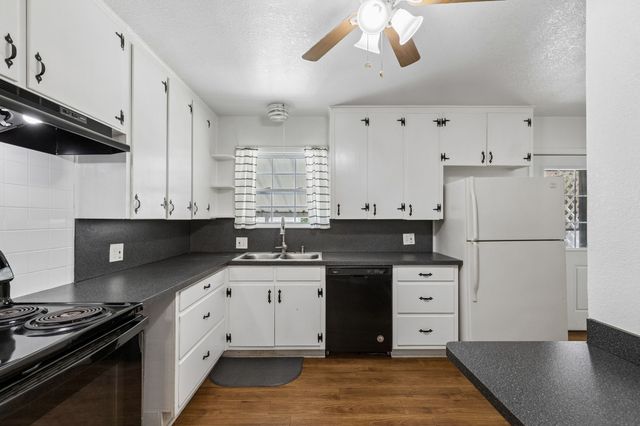 3504 Katrine Street, Haltom City, TX 76117