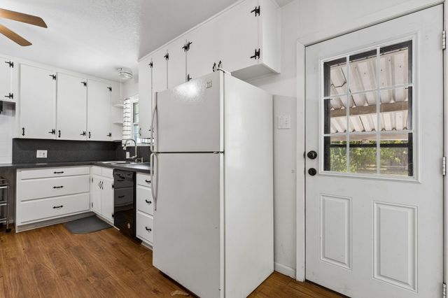 3504 Katrine Street, Haltom City, TX 76117
