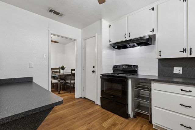 3504 Katrine Street, Haltom City, TX 76117