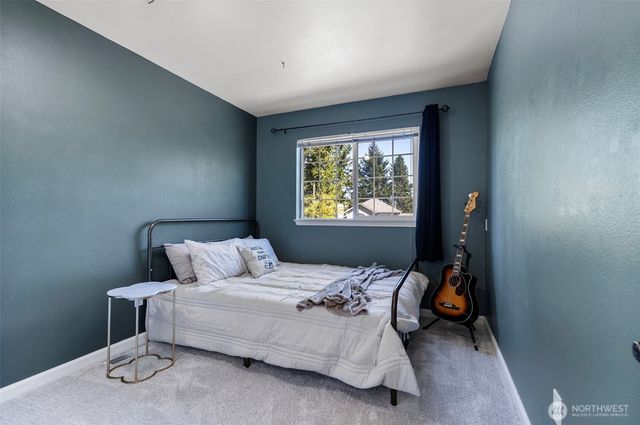 10959 Tulip Place NW, Silverdale, WA 98383