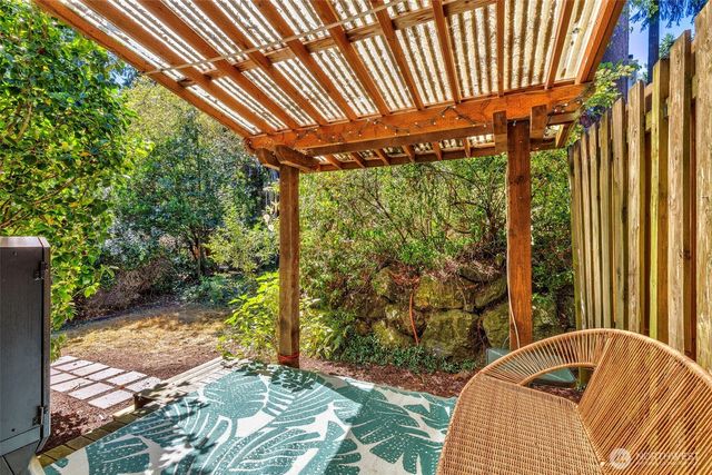 10959 Tulip Place NW, Silverdale, WA 98383