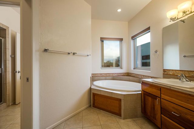 309 11th Street SW, Albuquerque, NM 87102