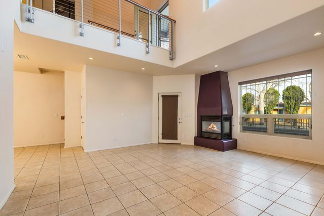 309 11th Street SW, Albuquerque, NM 87102