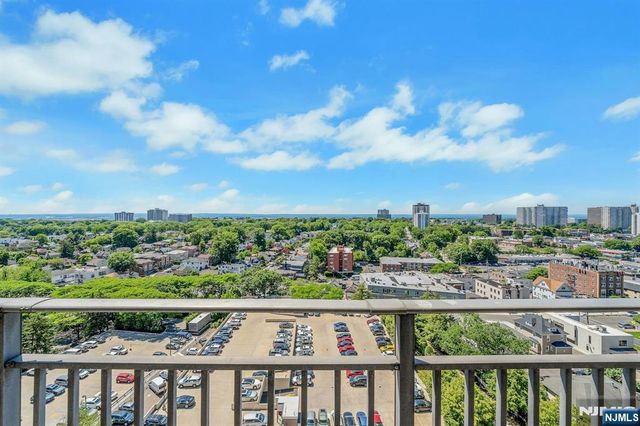 1530 palisade Avenue 15N, Fort Lee, NJ 07024