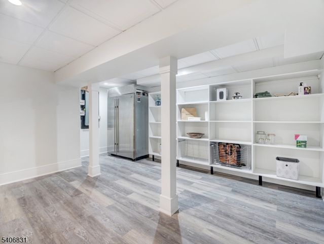 330 Hartshorn Dr, Millburn Twp., NJ 07078