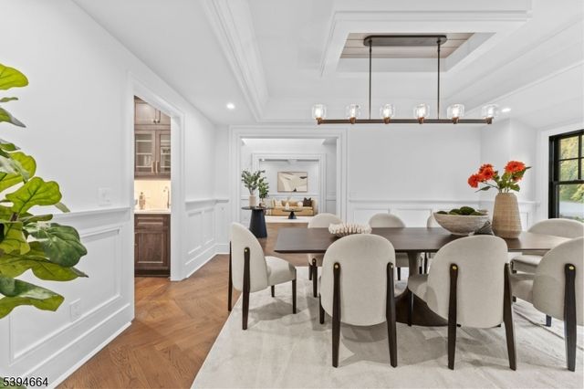 330 Hartshorn Dr, Millburn Twp., NJ 07078