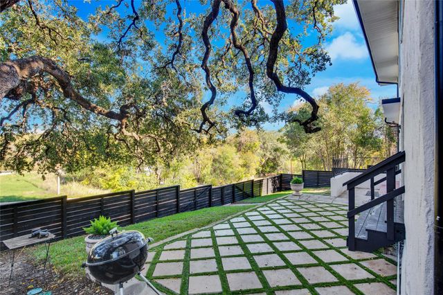 1115 Enfield RD B, Austin, TX 78703