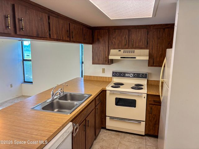420 Catamaran Drive 99, Merritt Island, FL 32952