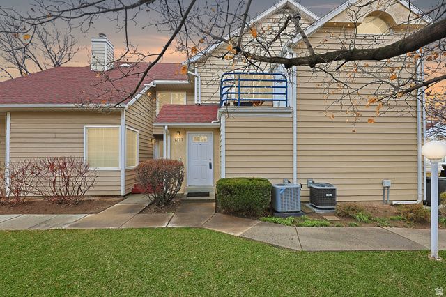 1377 W BREAK WATER DR, Taylorsville, UT 84123