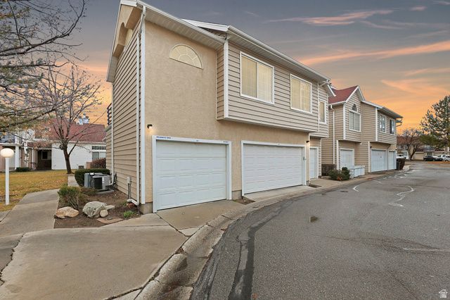 1377 W BREAK WATER DR, Taylorsville, UT 84123