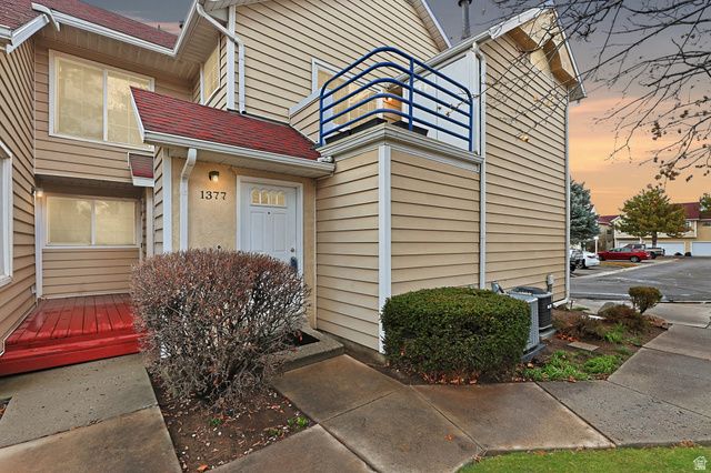 1377 W BREAK WATER DR, Taylorsville, UT 84123