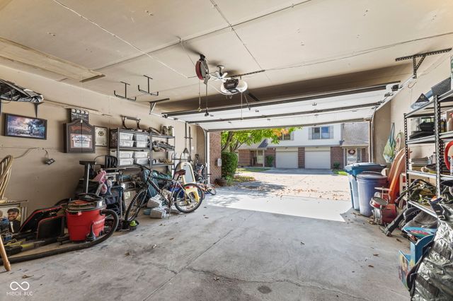 7650 Castleton Farms West Drive, Indianapolis, IN 46256