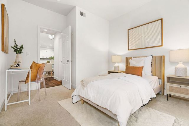 7774 7774 Tuscany Dr, Dublin, CA 94568