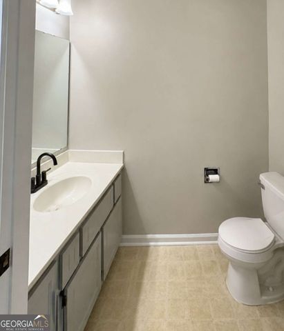 142 Woodvalley Court, Kingsland, GA 31548