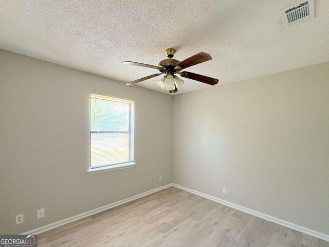 142 Woodvalley Court, Kingsland, GA 31548