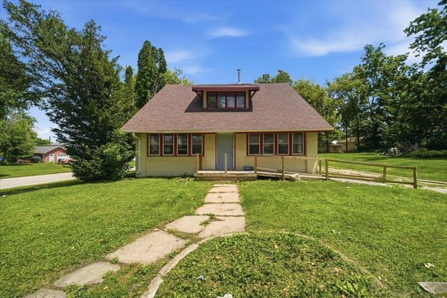 1501 11th Street, Eldora, IA 50627