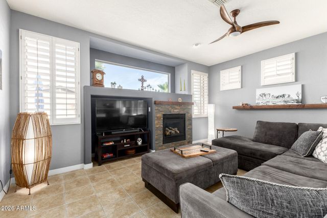 18612 W CAPISTRANO Avenue, Goodyear, AZ 85338