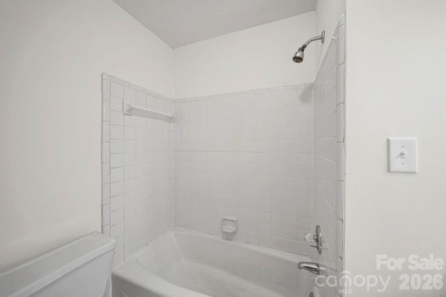 8217 Pineville Matthews Road C, Charlotte, NC 28226