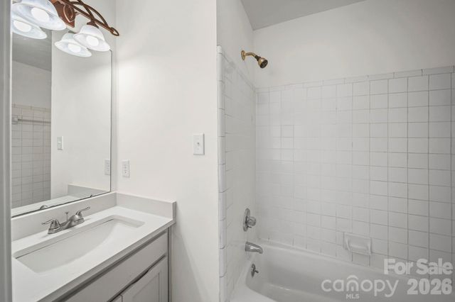 8217 Pineville Matthews Road C, Charlotte, NC 28226