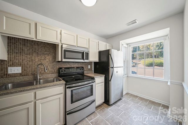 8217 Pineville Matthews Road C, Charlotte, NC 28226