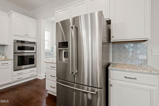 375 Stonehouse Drive, Apex, NC 27523