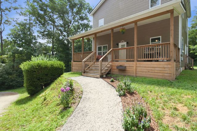 418 Mount Pleasant Rd, Kingston Springs, TN 37082