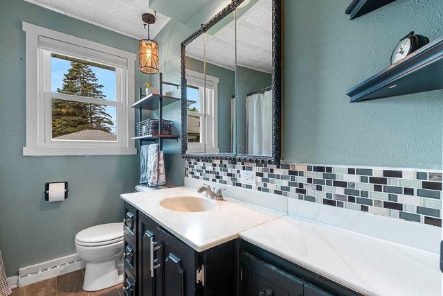 2207 S GREENVIEW STREET, Appleton, WI 54915