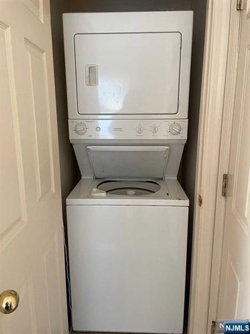 273 Edwards Street 2, Ridgewood, NJ 07450