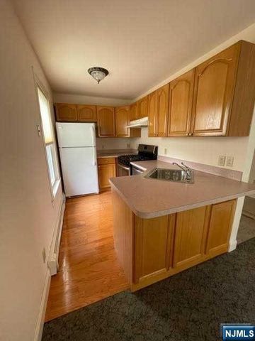 273 Edwards Street 2, Ridgewood, NJ 07450