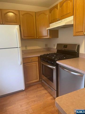 273 Edwards Street 2, Ridgewood, NJ 07450