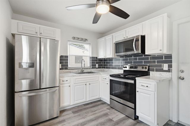 6252 MASSACHUSETTS AVENUE, New Port Richey, FL 34653