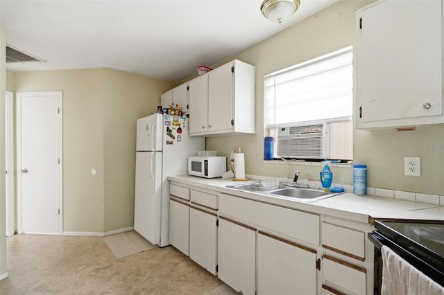 6252 MASSACHUSETTS AVENUE, New Port Richey, FL 34653