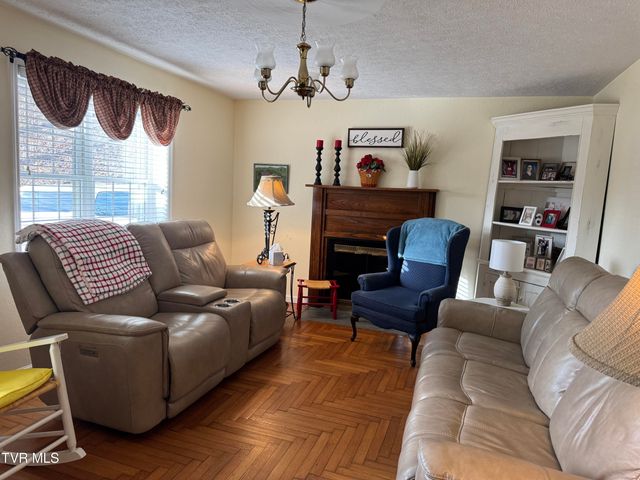 9629 Meade Fork Road, Pound, VA 24279