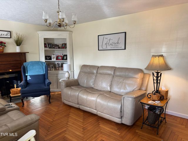 9629 Meade Fork Road, Pound, VA 24279