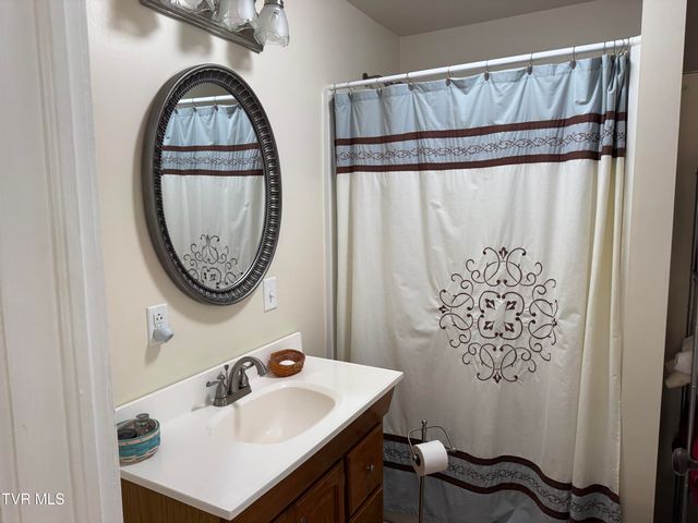 9629 Meade Fork Road, Pound, VA 24279