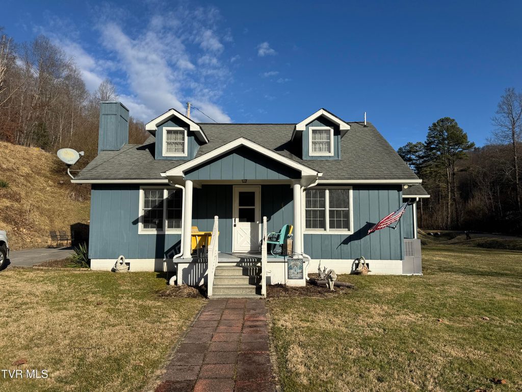 9629 Meade Fork Road, Pound, VA 24279