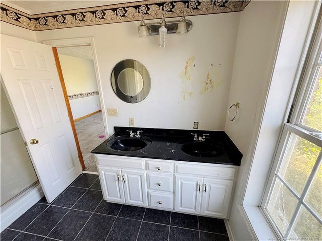 5529 Old Lowery Road, Shannon, NC 28386