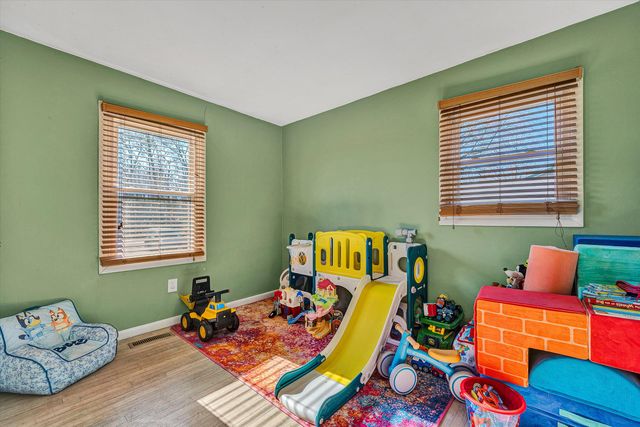 4654 Rucker RD, Moneta, VA 24121