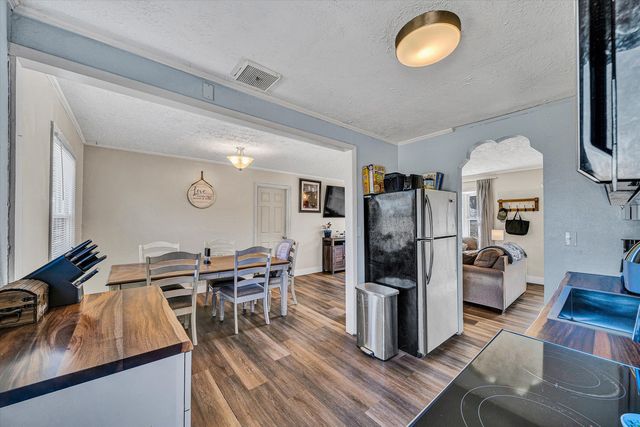 4654 Rucker RD, Moneta, VA 24121