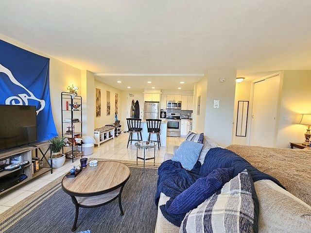 29 Concord Ave 614, Cambridge, MA 02138