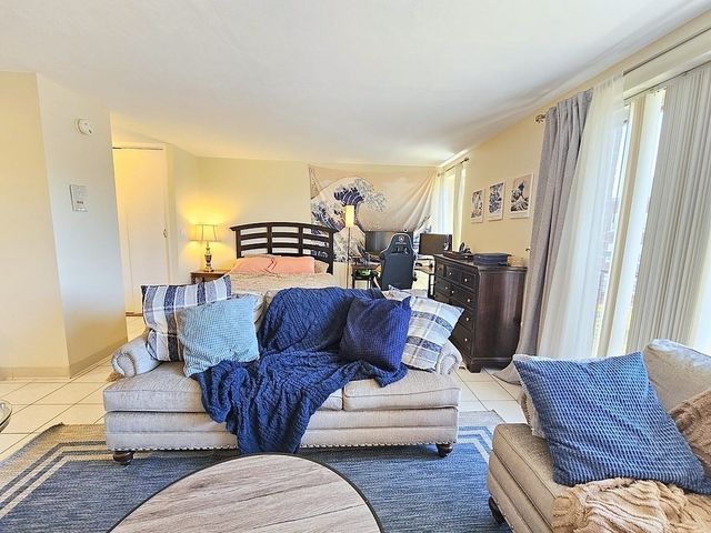29 Concord Ave 614, Cambridge, MA 02138