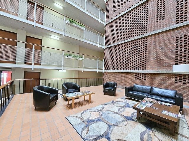29 Concord Ave 614, Cambridge, MA 02138