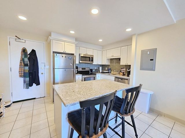 29 Concord Ave 614, Cambridge, MA 02138